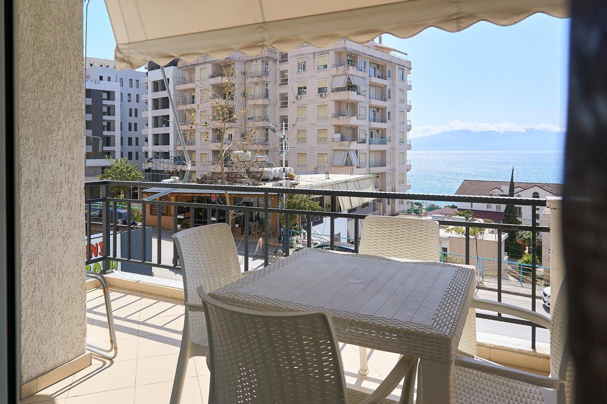 Morina Sea View Apartment Sarande Exterior photo